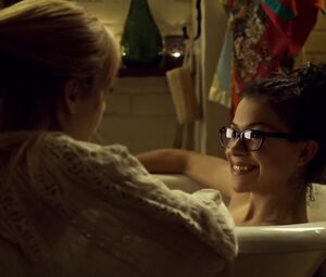 Tatiana Maslany sexy, Ksenia Solo nude – Orphan Black s03e07 (2015)