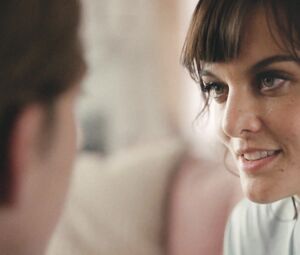 Frankie Shaw Nude - SMILF s01e02 (2017)