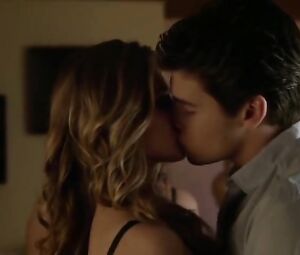 Rita Volk nude and Katie Stevens sexy - Faking It s01e06
