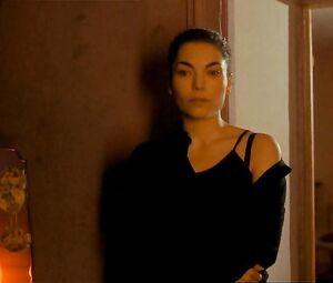 Lesbian scene Sabrina Seyvecou & Coralie Revel sex scenes in Secret Things