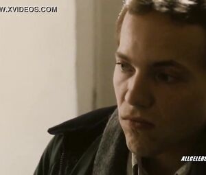 Celebs Hookup Gig Marion Cotillard in Comment me suis Dispute 1996