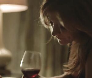 Sex video Sasha Alexander Bare - Shameless S05 BR (2015)