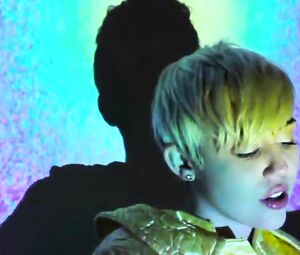 The Flaming Lips ft Miley Cyrus and Moby - Lucy in the Sky with diamonds