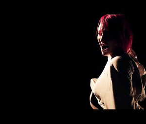 Black Back - Nude Martine