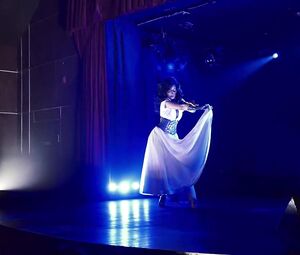 Burlesque Strip SHOW - Betsy Swoon - Champagne Smash