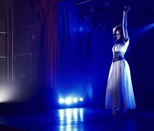 Burlesque Strip SHOW - Betsy Swoon - Champagne Smash