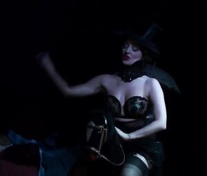 Burlesque Strip SHOW - Lyalya Bezheckaya