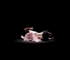 Naked Asian Art Performance -009