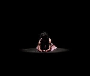Naked Asian Art Performance -009