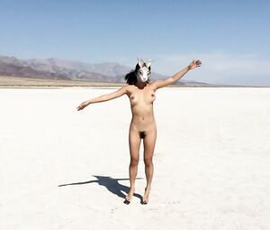Celebs Naked At Beach