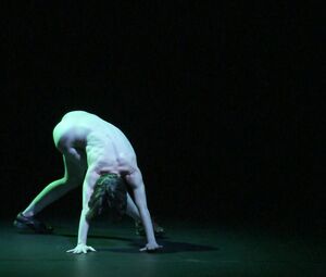 Naked on Stage -Isabelle Rigat - The Moebius Strip