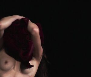 Naked on Stage - Sex Oppio - Francesca Selva