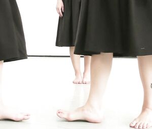 Naked on Stage Performance - Alice Raffaelli