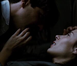 Barbara Goenaga sex scene - Agnosia (2010)