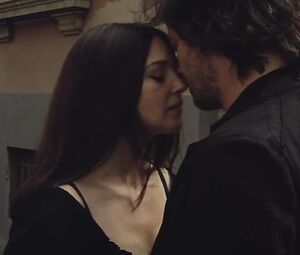 Monica Bellucci nude - A Burning Hot Summer (2011)