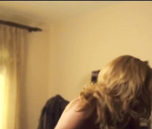 Sally Golan nude - The Girl's Guide to Depravity S01E03 (2012)