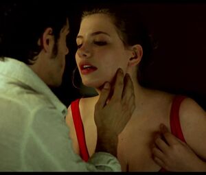 Miriam Giovanelli nude - Sex, Party and Lies (Mentiras y gordas 2009)