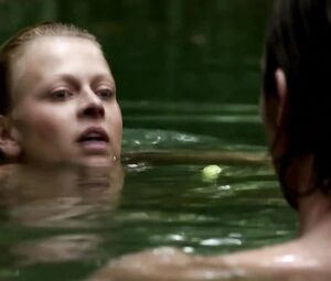 Isabell Gerschke nude - Fluss des Lebens - Verloren am Amazonas (2013)