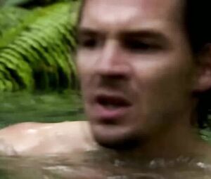 Isabell Gerschke nude - Fluss des Lebens - Verloren am Amazonas (2013)