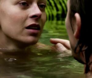 Isabell Gerschke nude - Fluss des Lebens - Verloren am Amazonas (2013)