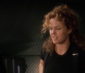 Dina Meyer nude - Starship Troopers (1997)