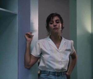 Alison Brie - Glow S01E01 (2017)