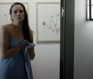 Cristina Alarcon - B&b, de boca en boca S02E05-09 (2015)