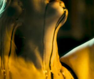 Carolina Bang, Macarena Gomez naked- Las brujas de Zugarramurd (2016)