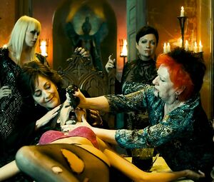 Carolina Bang, Macarena Gomez naked- Las brujas de Zugarramurd (2016)