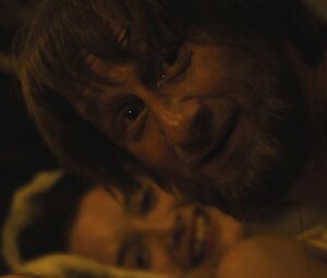 Charlotte Le Bon hot - Le Grand Mechant Loup