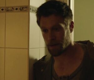 Aylin Tezel nude - Die Informantin (2016)