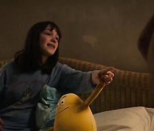 Victoria Schulz - Dora oder Die sexuellen Neurosen unserer Eltern aka Dora or The Sexual Neuroses of Our Parents (2015)