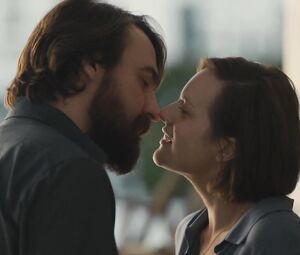 Elisabeth Moss, Linda Ngo - Top Of The Lake S02E05 (2017)