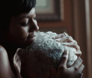 Emayatzy Corinealdi, Elizabeth McLaughlin nude - Hand of God (2004)