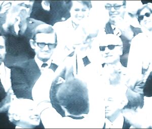 Friederike Becht, Anja Kling, Sofia Helin - Der gleiche Himmel (2017)