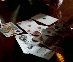 Holli Dempsey, Eloise Smyth - Harlots S01E01 (2017)