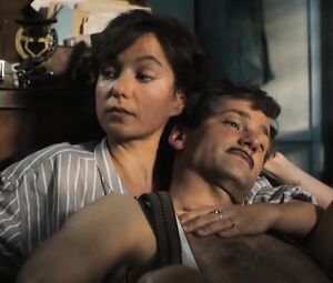 Josefine Preuss, Julia Koschitz, Lili Epply - Das Sacher. In bester Gesellschaft (2016)