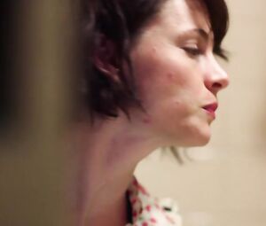 Sexy Naked Amy Seimetz - Bitter Feast (US 2010)