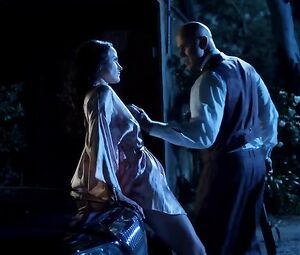 Naked Ana Alexander - Crystal Allen - Femme Fatales s01e09 (2010)