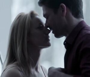Hot Actress Zoie Palmer Sexy - Dark Matter (2016) s02e10