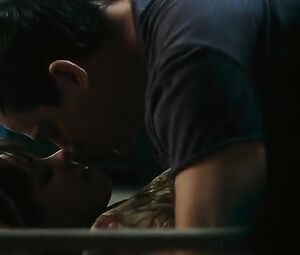 Naked Rachel McAdams Sexy - The Vow (2012)
