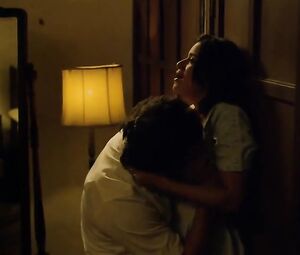 Naked Paulina Gaitan Sexy - Narcos s02e01 (2016)