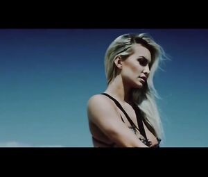 Naked Lindsey Pelas Sexy - Mike Ohrangu Tang (October 2016)