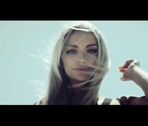 Naked Lindsey Pelas Sexy - Mike Ohrangu Tang (October 2016)