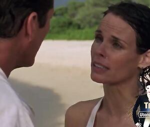 Naked Alexandra Paul Sexy - Baywatch Hawaiian Wedding (2003)