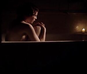 Naked Anna McGahan Nude - Underbelly (2011) s04e02
