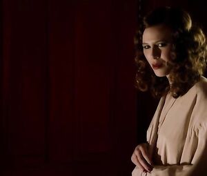 Naked Anna McGahan Nude - Underbelly (2011) s04e02