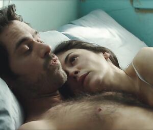 Naked Audrey Tautou Sexy - Chinese Puzzle (2013)