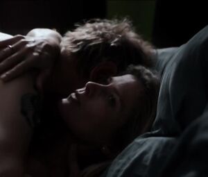 Naked Valerie Niehaus Nude - Uberleben an der Scheidungsfront (2015)