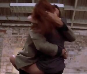 Naked Jennifer Love Hewitt, Sigourney Weaver Sexy - Heartbreakers (2001)